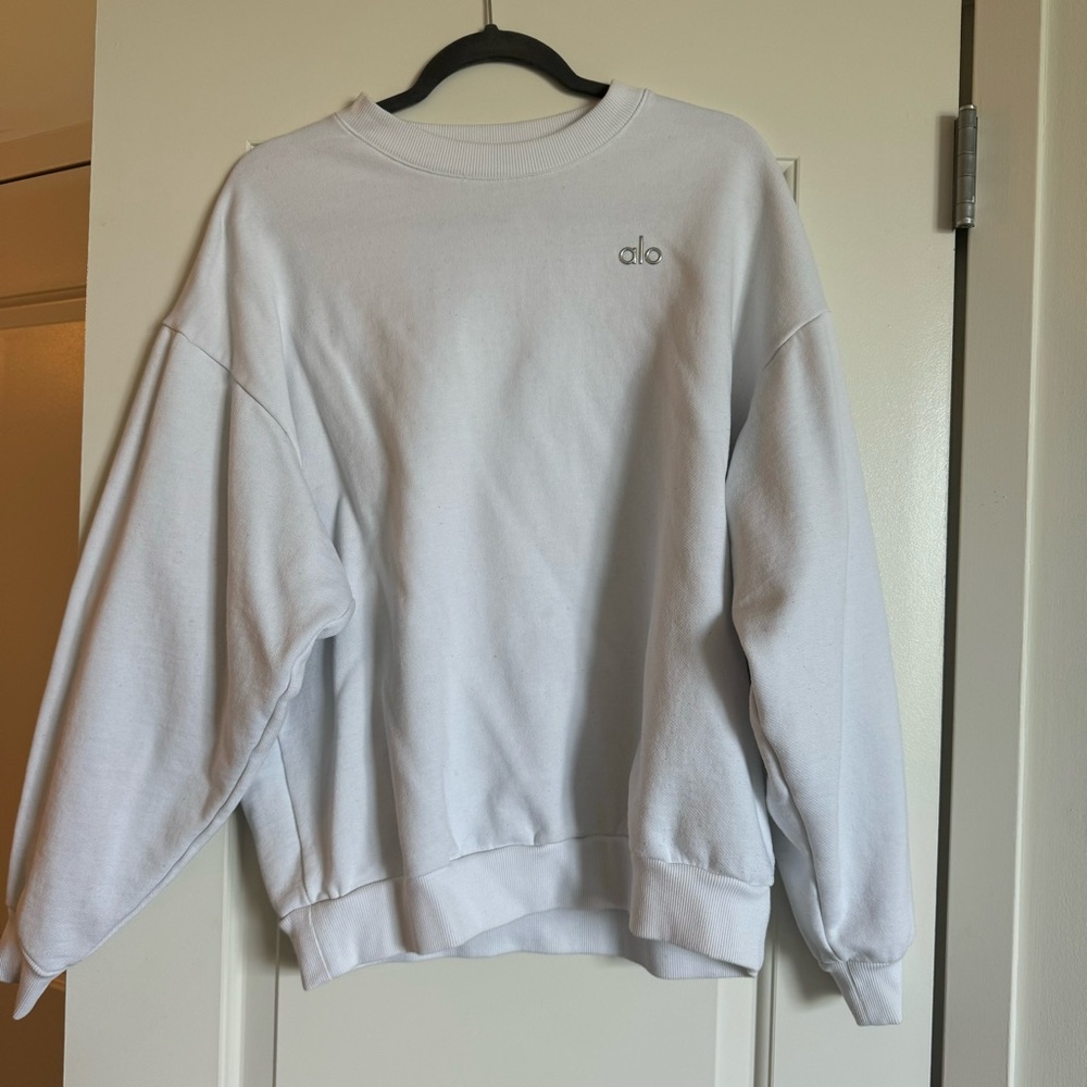 Alo Yoga Accolade Crew Neck Pullover